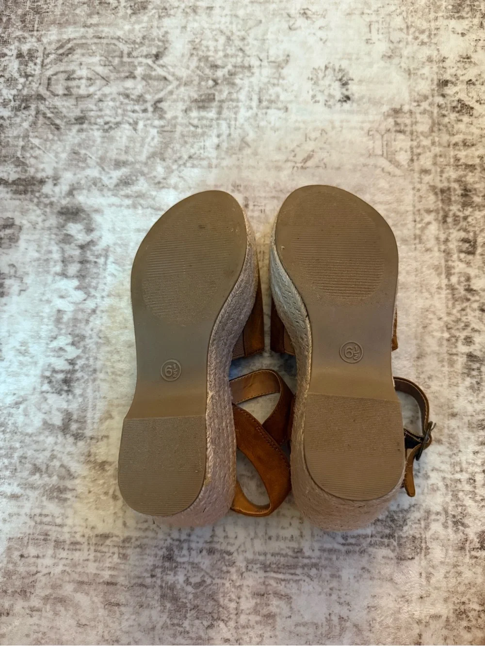 Universal Thread Brown Espadrille Wedge Sandals Size 6.5 Fall Transition